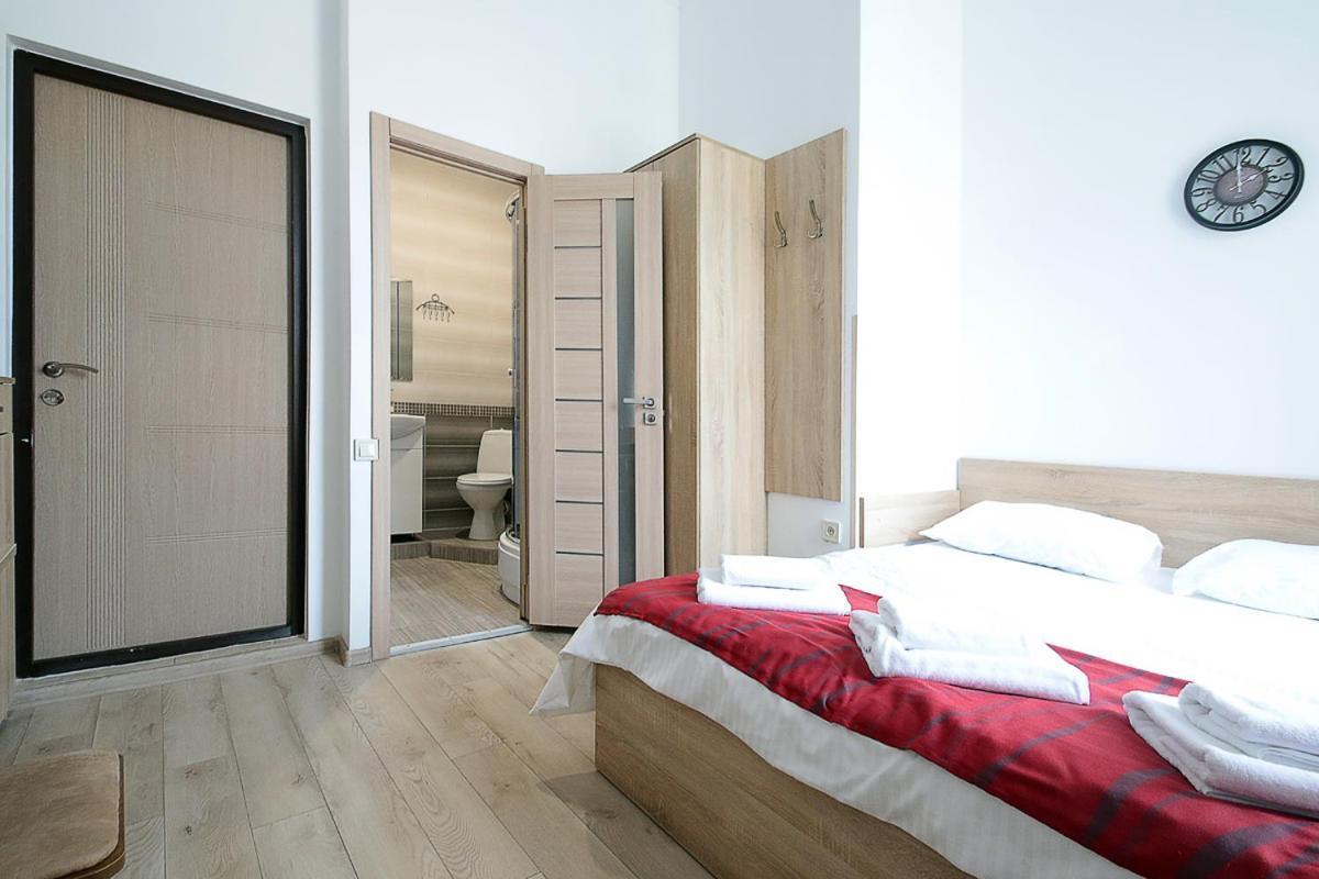 Buk Apartments On Doroshenka 29 리비프 외부 사진