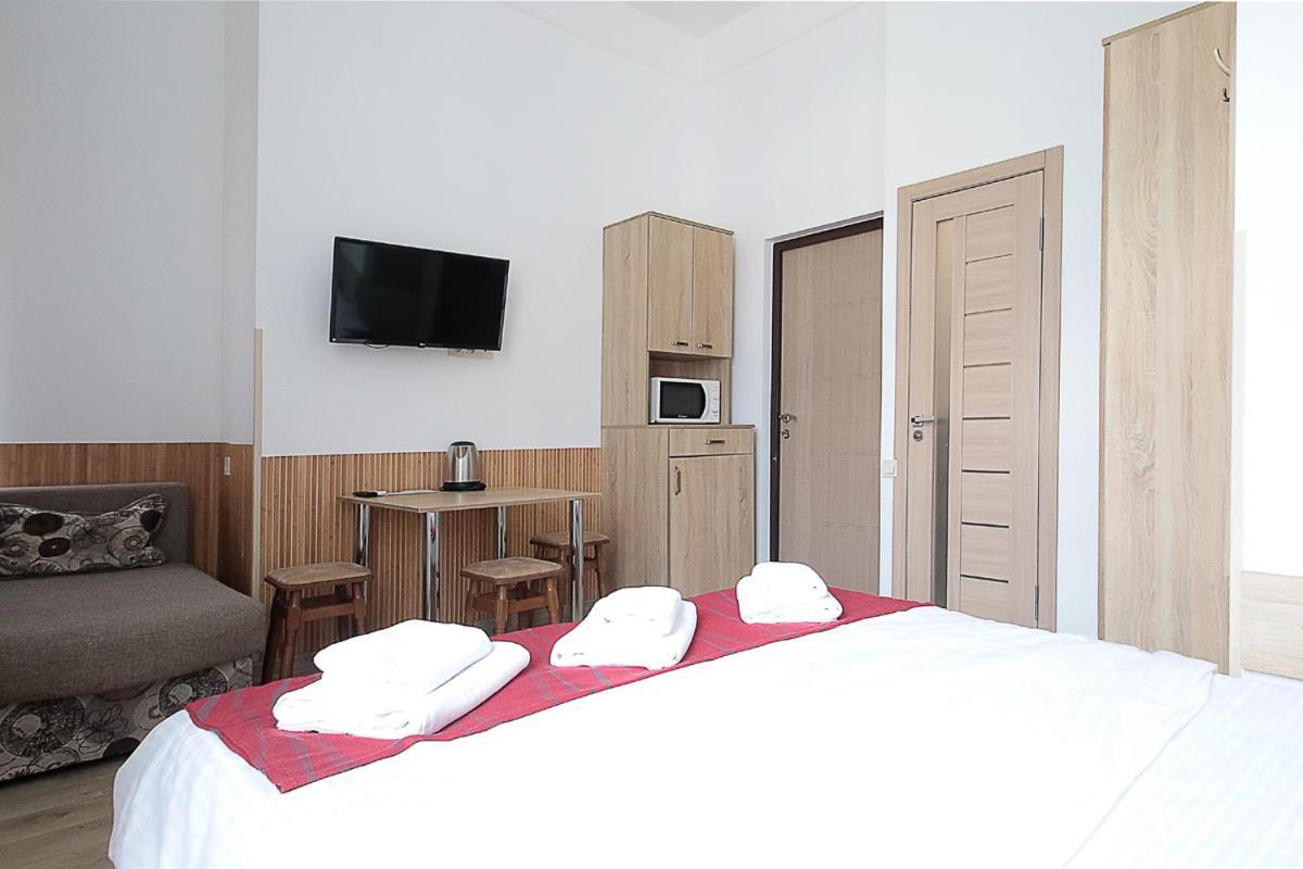 Buk Apartments On Doroshenka 29 리비프 외부 사진