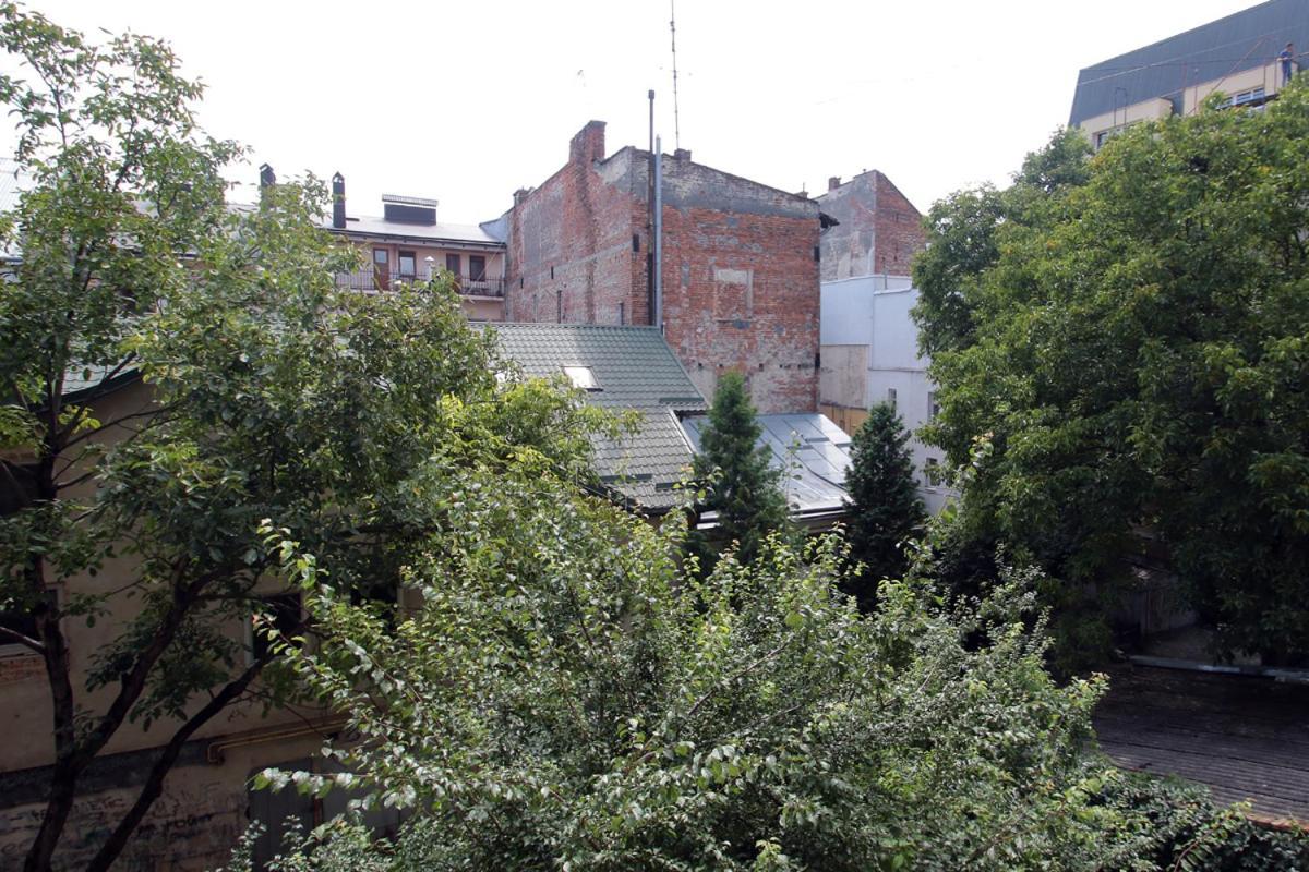 Buk Apartments On Doroshenka 29 리비프 외부 사진