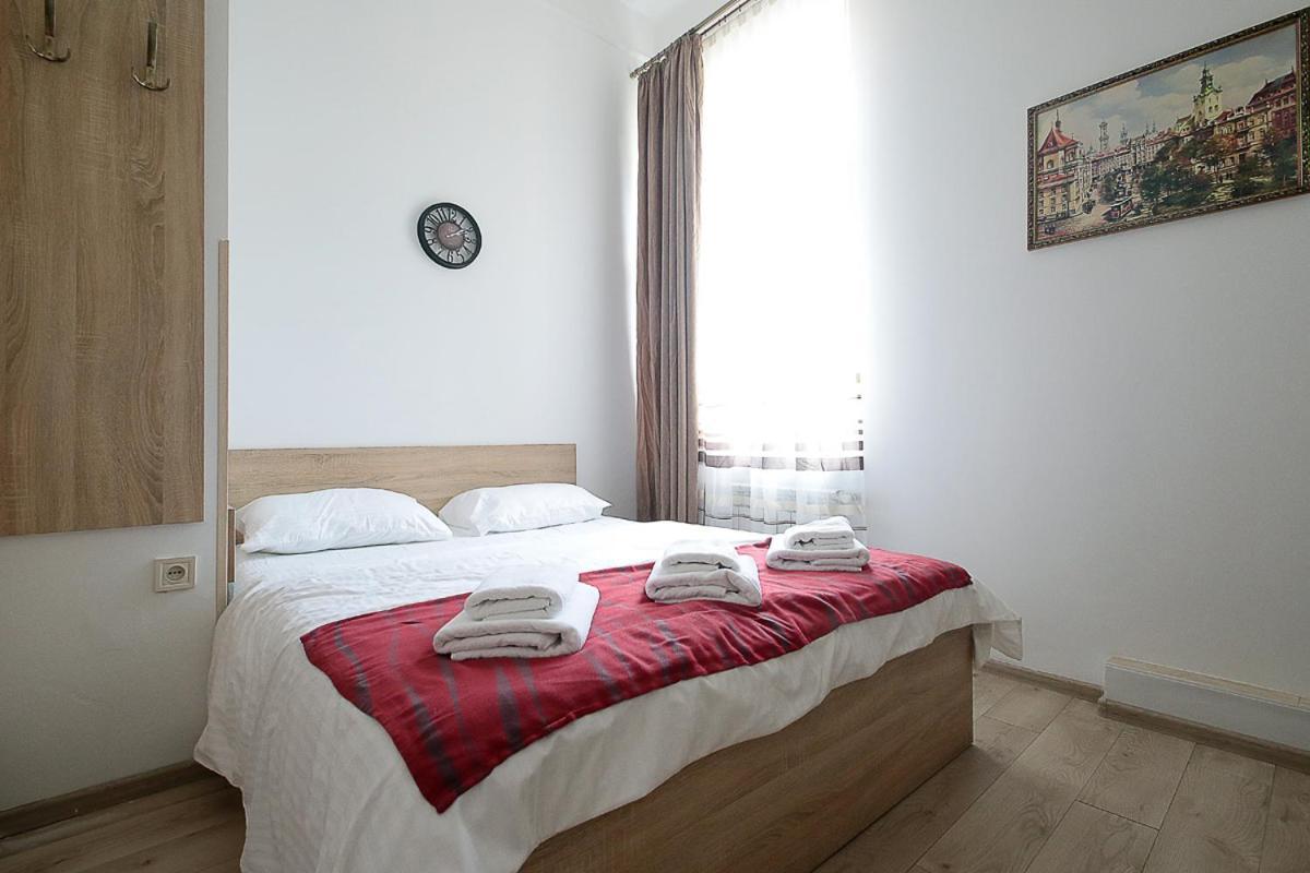 Buk Apartments On Doroshenka 29 리비프 외부 사진