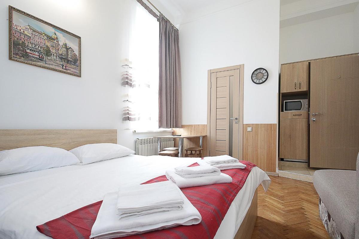 Buk Apartments On Doroshenka 29 리비프 외부 사진