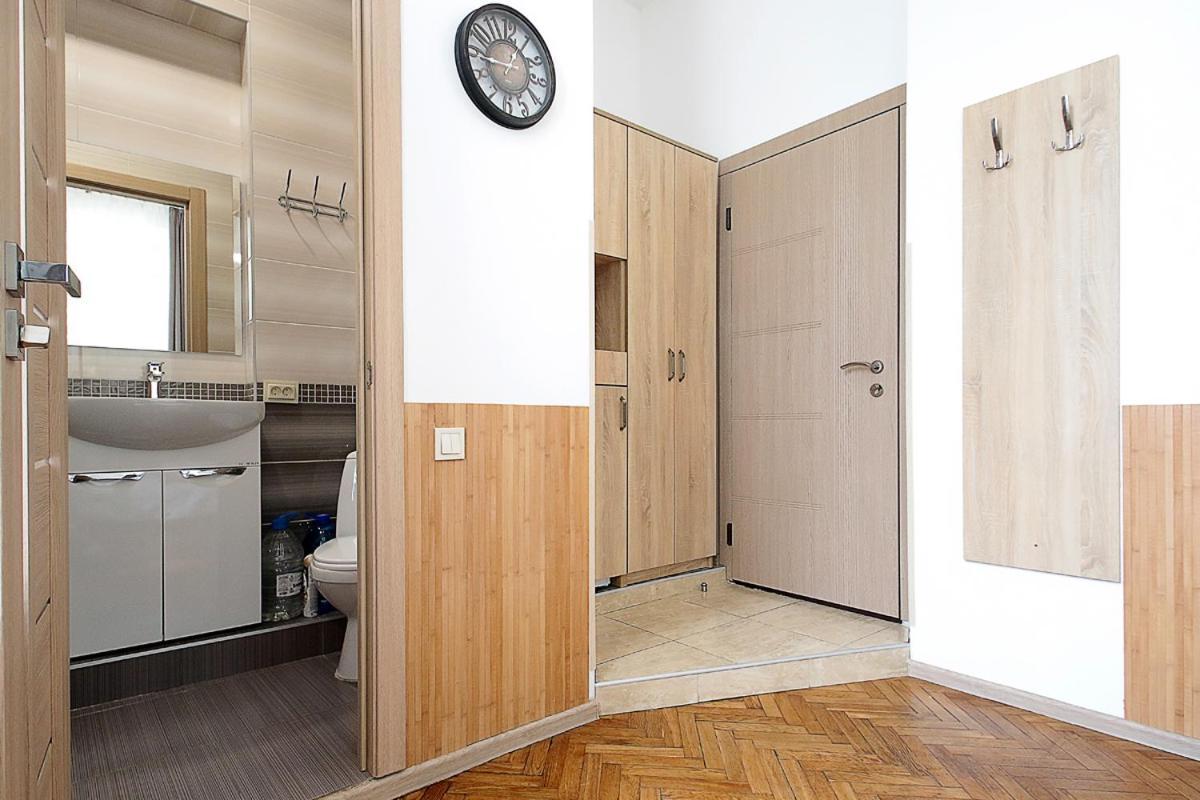 Buk Apartments On Doroshenka 29 리비프 외부 사진