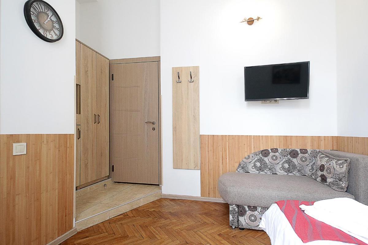 Buk Apartments On Doroshenka 29 리비프 외부 사진